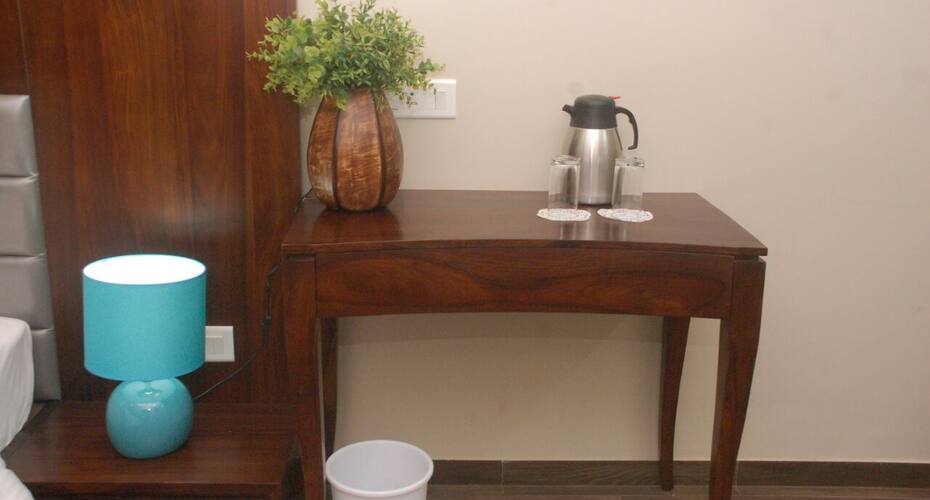 Hotel Grandeur, Valsad 5